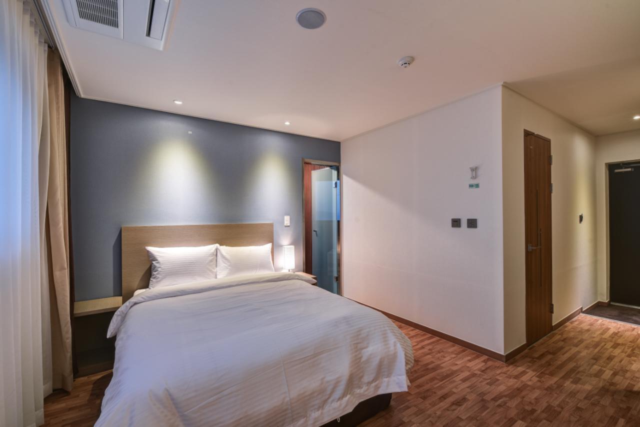 Sea Moon Tourist Hotel Incheon Exterior foto